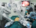 达芬奇手术机器人首例手术-胆囊切除术