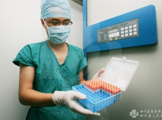 建成西南最大单病种组织标本库——乳腺肿瘤组织库