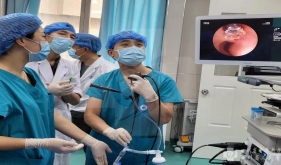 足球竞彩网首例肺移植术后患者支气管镜下肺减容术获成功