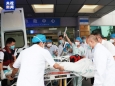 央视新闻：雅安石棉县3名地震伤员转运至四川省人民医院接受治疗