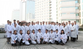 药学部、个体化药物治疗四川省重点实验室、研究所临床及科研人员团队代表